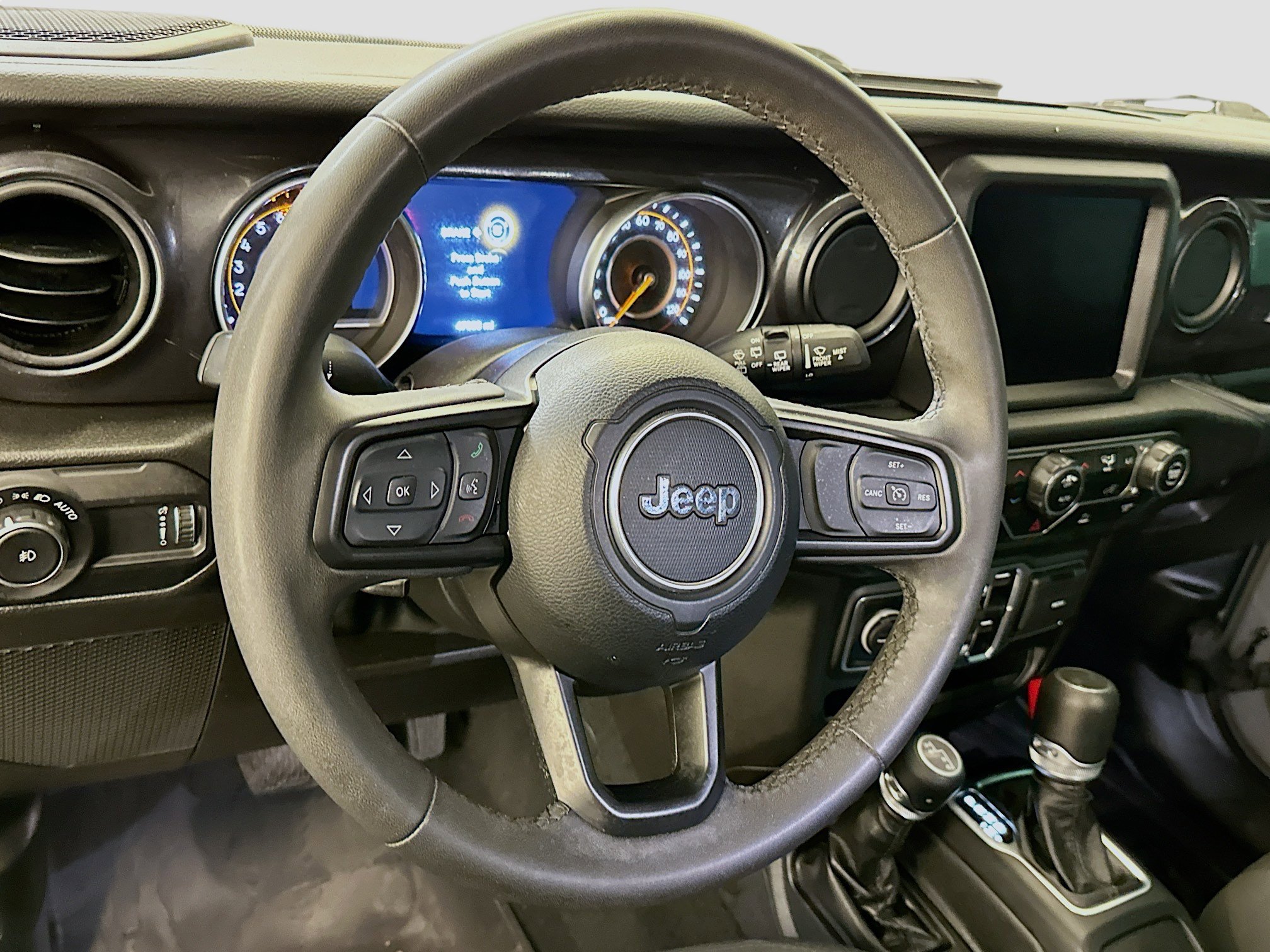 Used 2023 Jeep Wrangler Unlimited Sport image 18