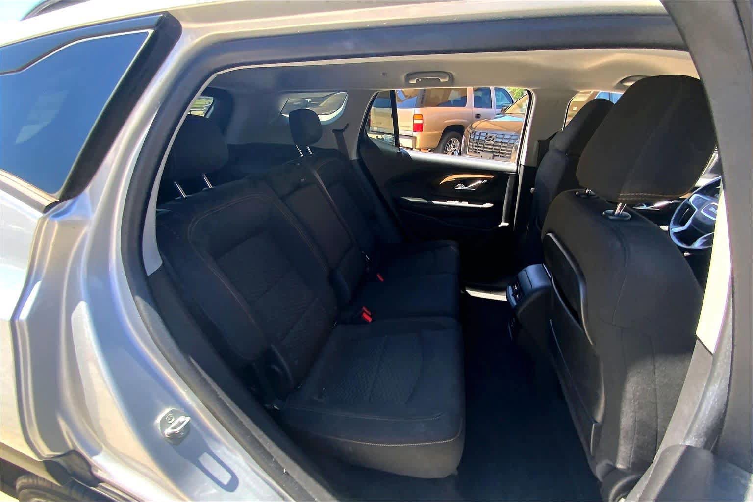 Used 2020 GMC Terrain SLE w/ Elevation Edition FWD image 20