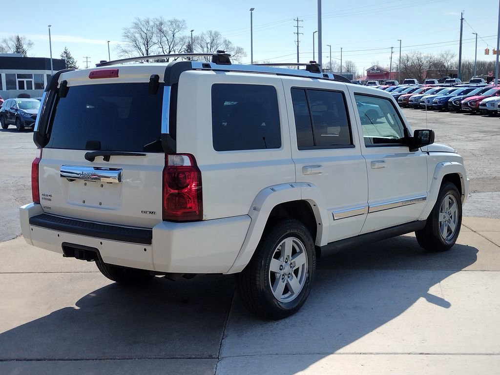 Used 2008 Jeep Commander Limited w/ Trailer Tow Group IV image 16