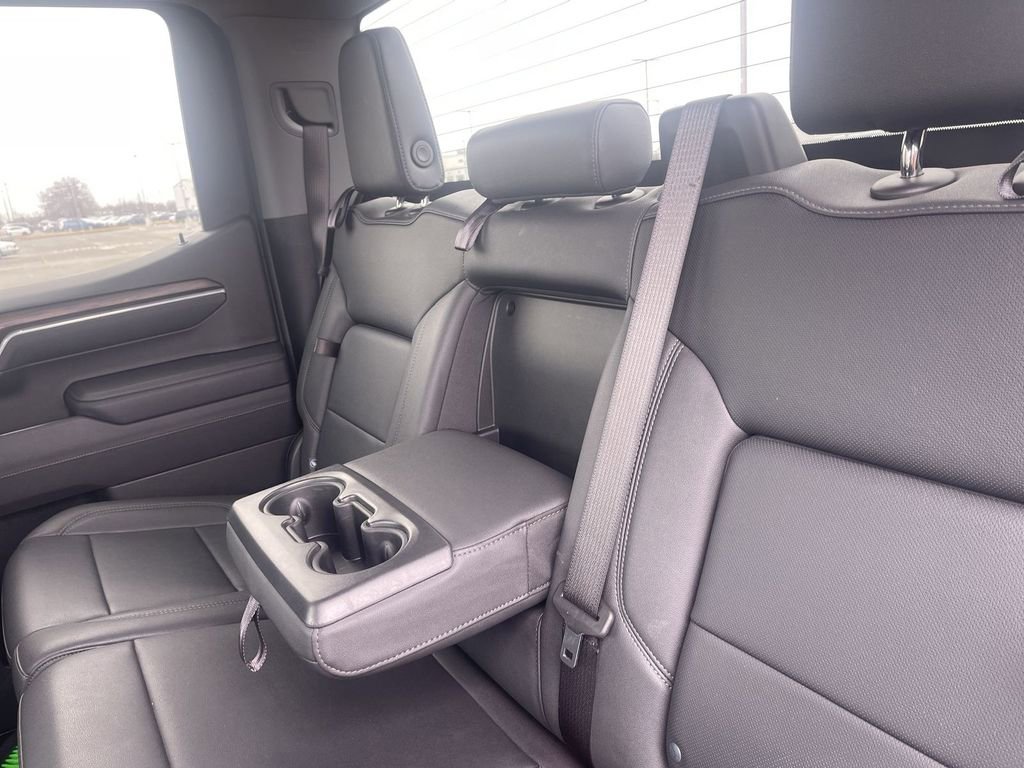 Used 2025 GMC Sierra 1500 SLT image 38