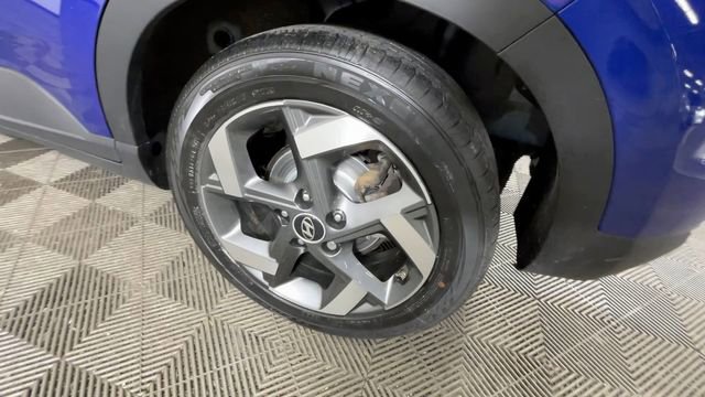 Used 2023 Hyundai Venue SEL FWD image 20