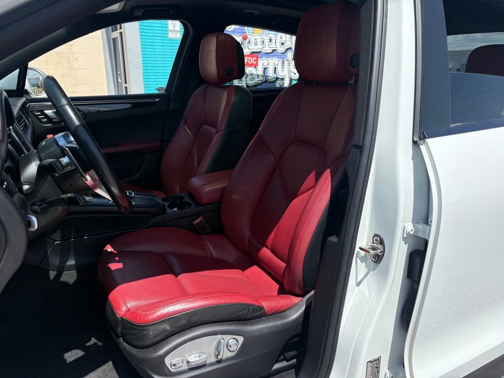Used 2018 Porsche Macan S AWD/4WD image 9