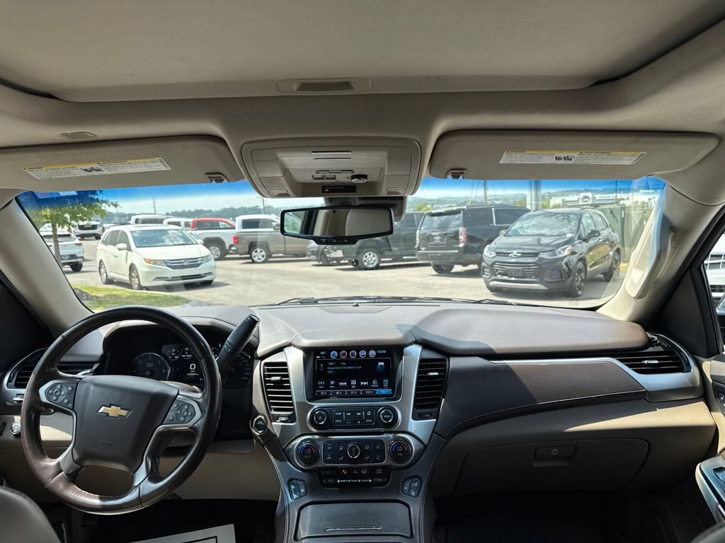 Used 2020 Chevrolet Suburban Premier RWD image 19