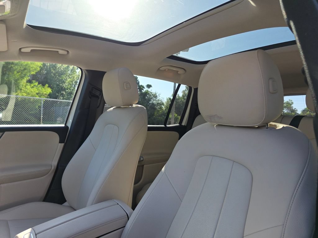 Used 2022 Mercedes-Benz GLB 250 image 24