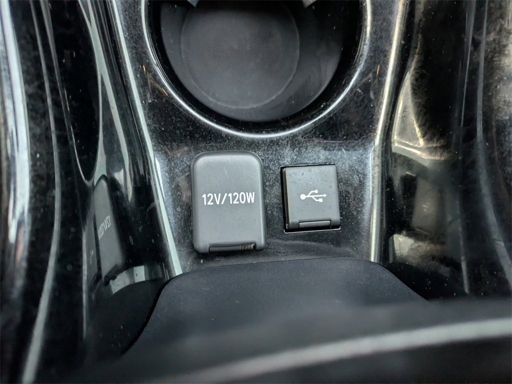 Used 2021 Toyota Prius XLE image 27