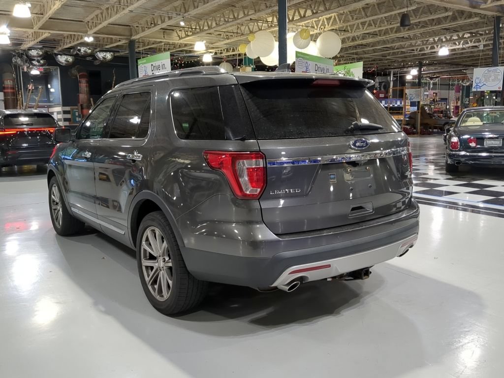 Used 2017 Ford Explorer Limited AWD/4WD image 10