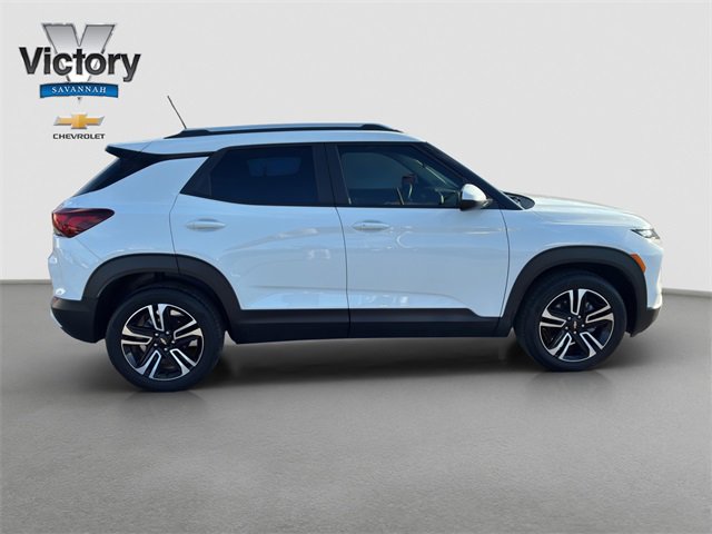 Used 2024 Chevrolet TrailBlazer LT w/ LT Cold Weather Package image 5