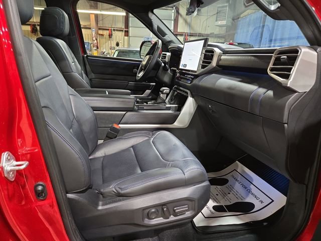 Used 2024 Toyota Sequoia Platinum image 39