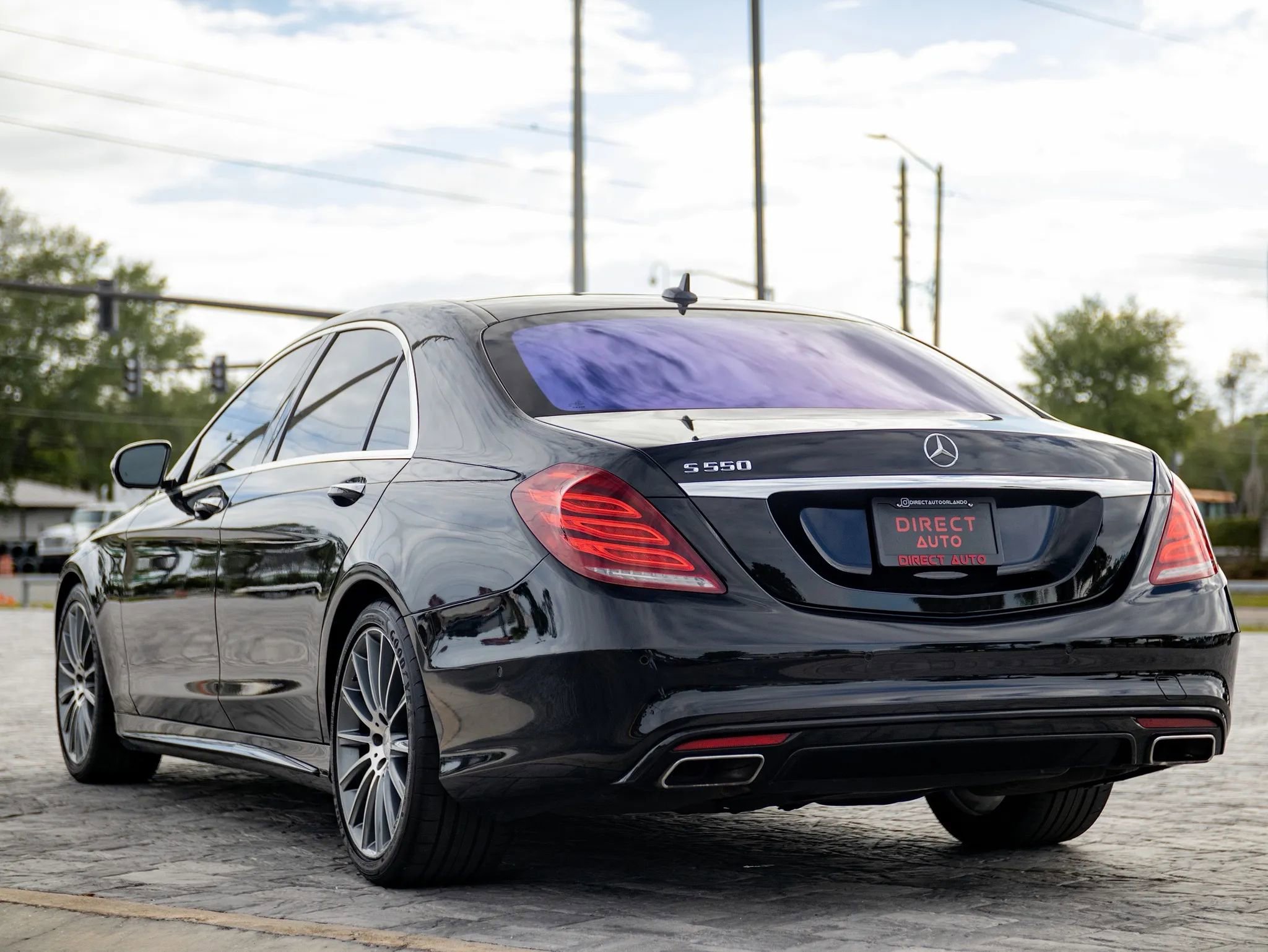 Used 2015 Mercedes-Benz S 550 Sedan image 12