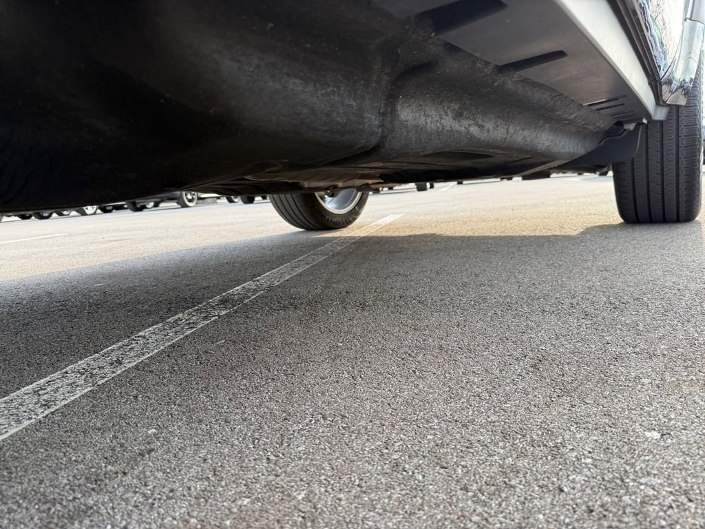 Used 2023 Land Rover Defender 110 X image 28