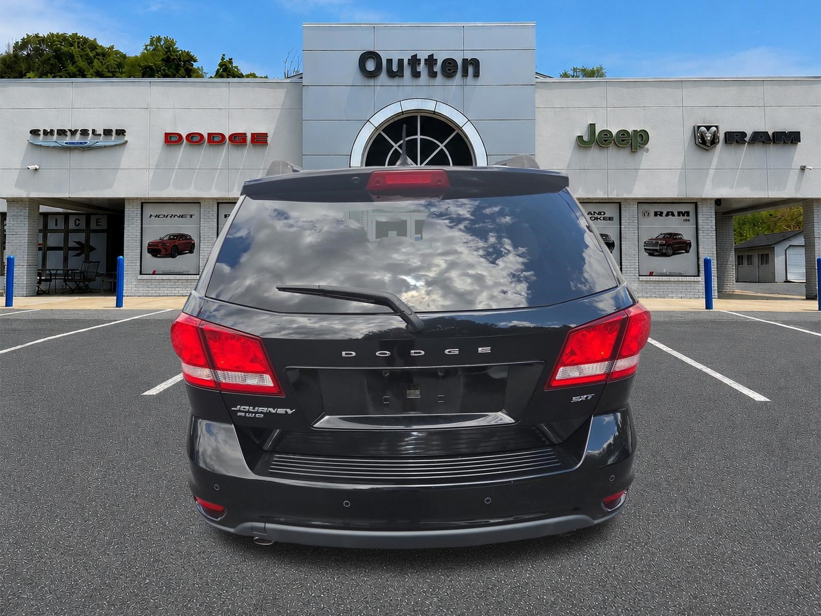 Certified 2017 Dodge Journey SXT AWD/4WD image 5