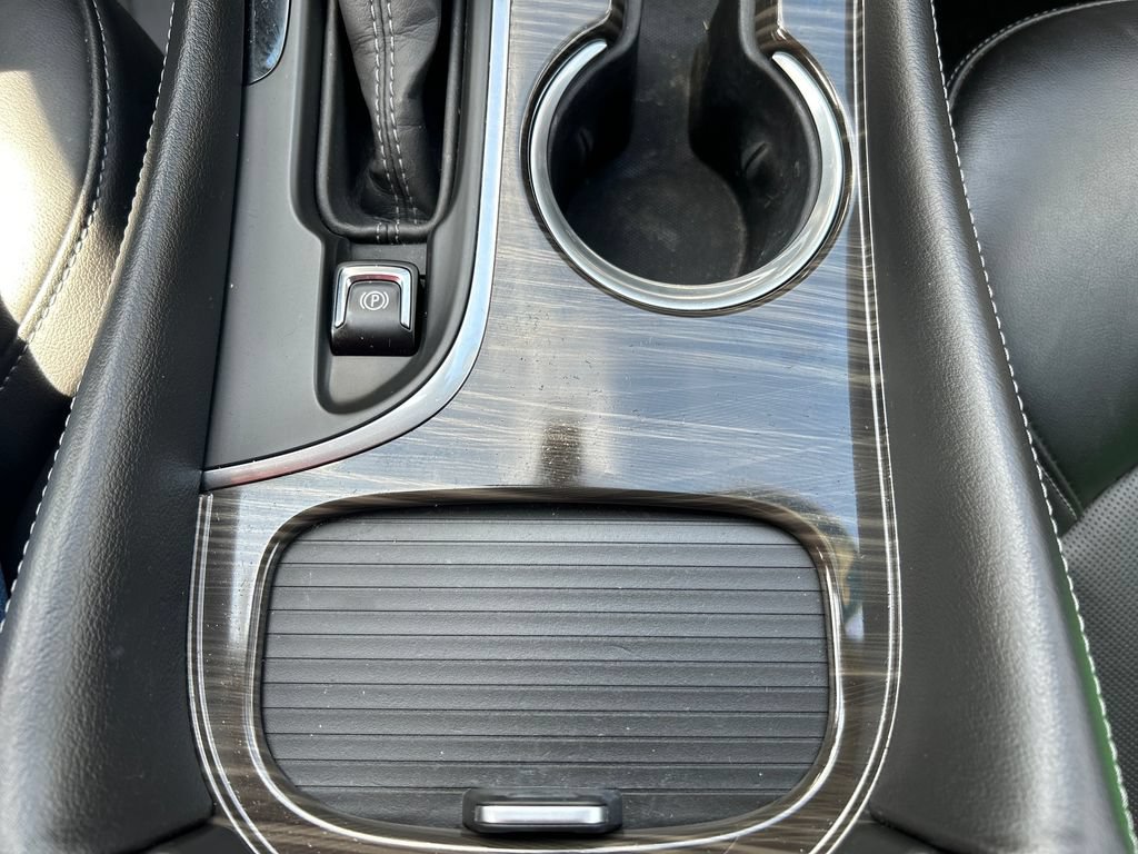 Used 2020 Buick Envision Essence FWD image 32