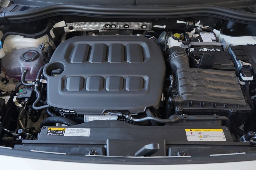 New 2026 Volkswagen Tiguan SE R-Line AWD/4WD image 12