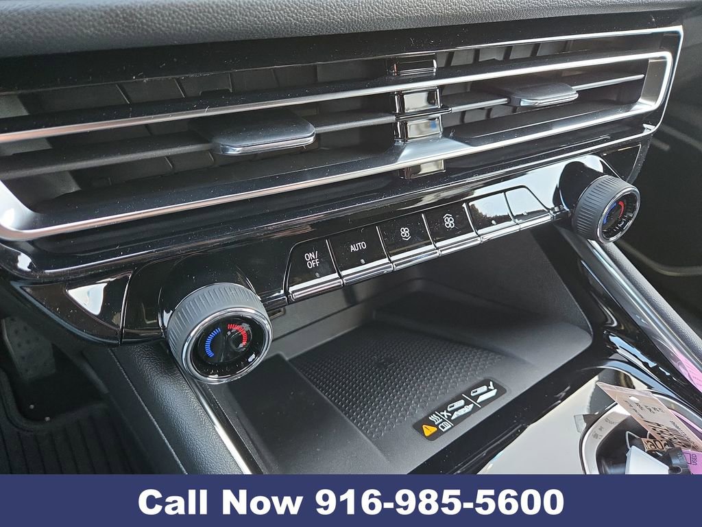 New 2026 Chevrolet Traverse High Country image 15