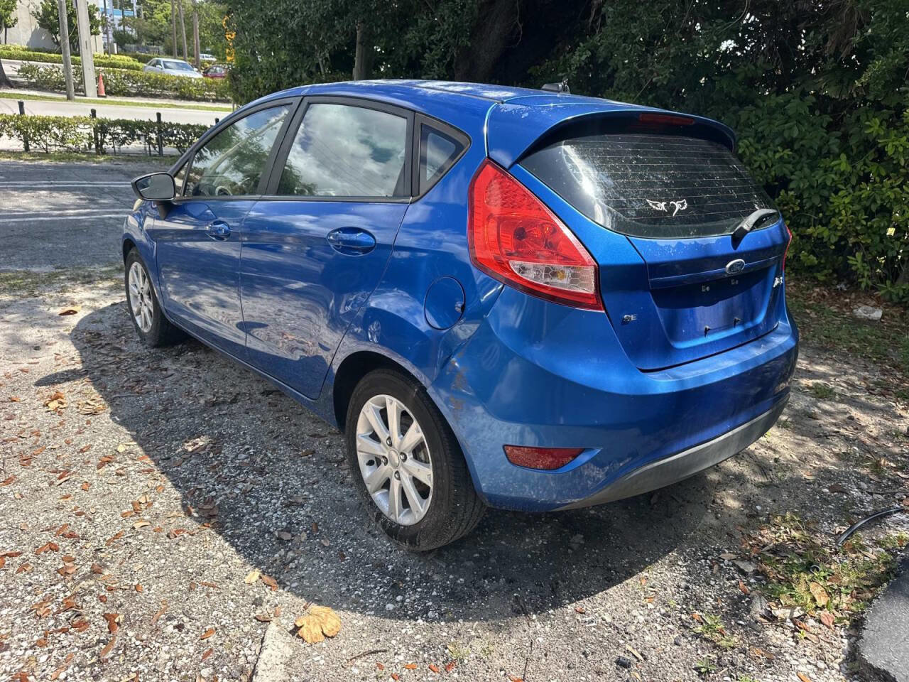 Used 2011 Ford Fiesta SE w/ 202A Rapid Spec Order Code FWD image 6