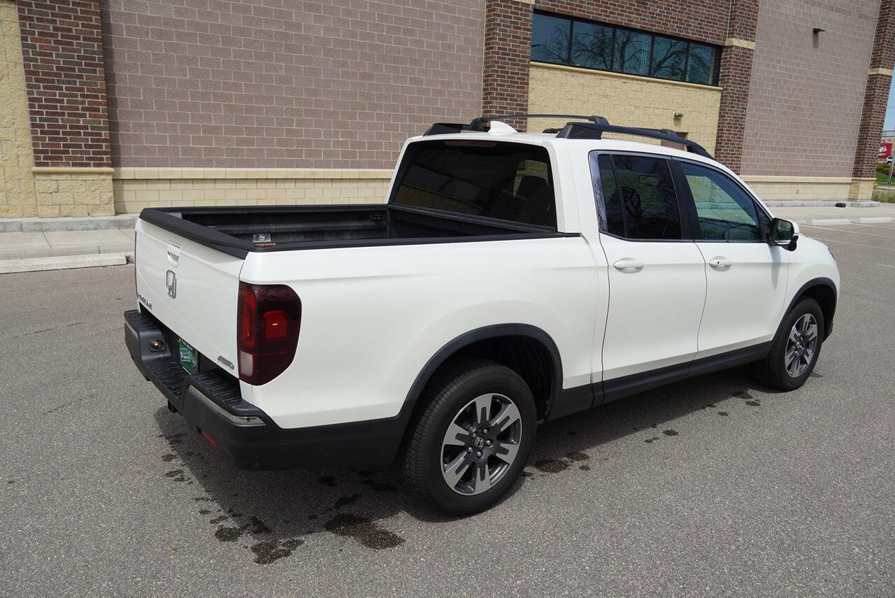 Used 2017 Honda Ridgeline RTL-T image 11