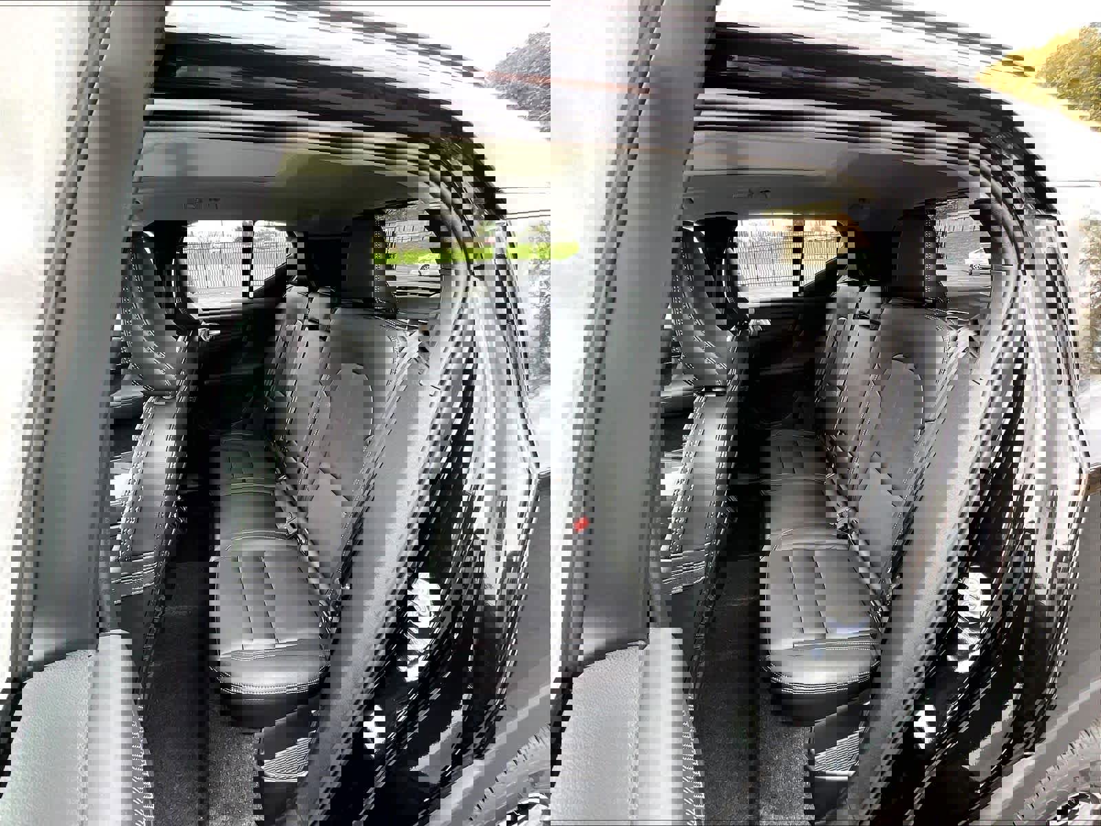 New 2026 Volvo XC40 B4 Core w/ Climate Package image 12