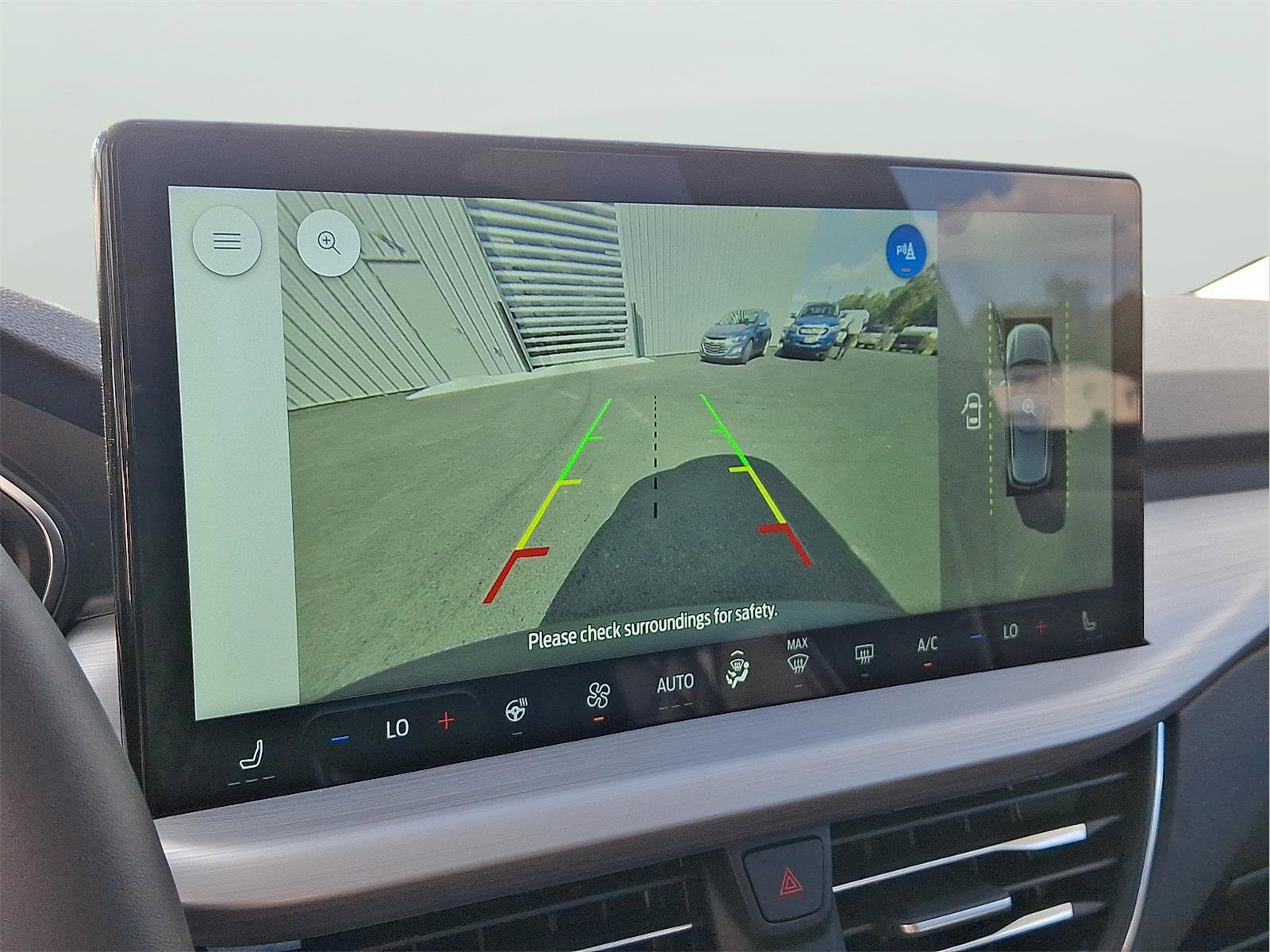 New 2024 Ford Escape SE w/ PHEV Premium Package image 14