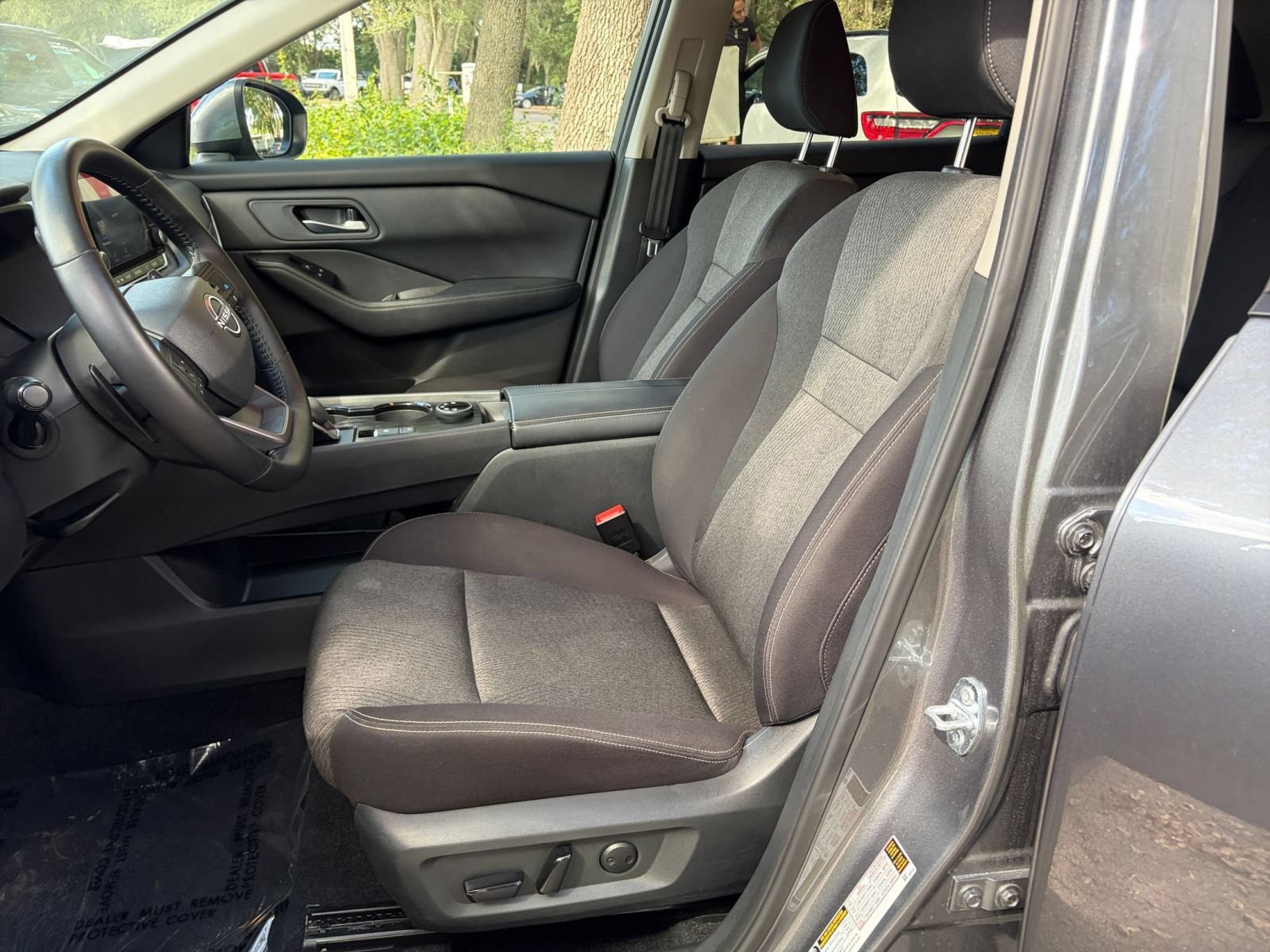 Used 2026 Nissan Rogue SV AWD/4WD image 28