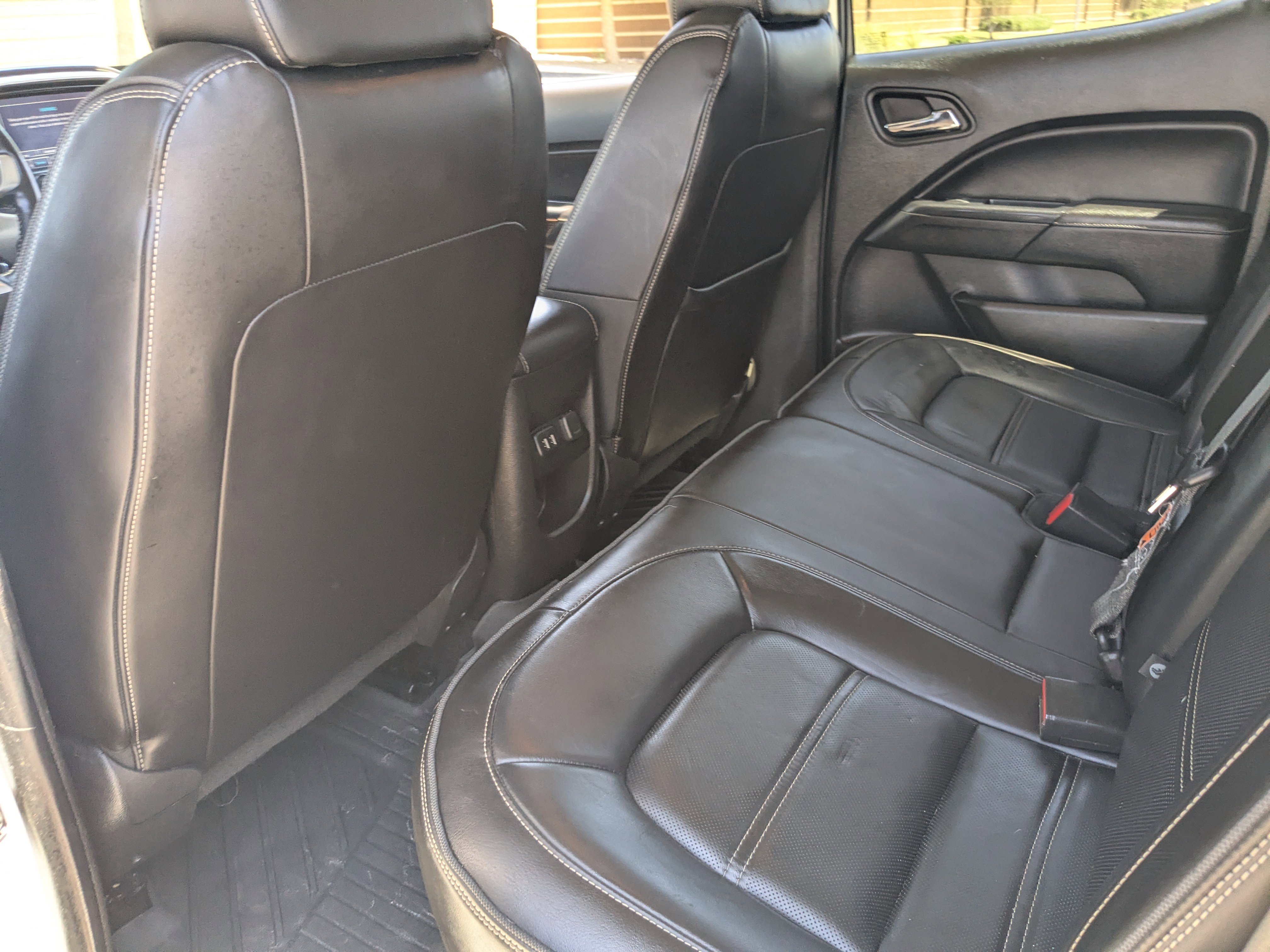 Used 2018 GMC Canyon Denali RWD image 17