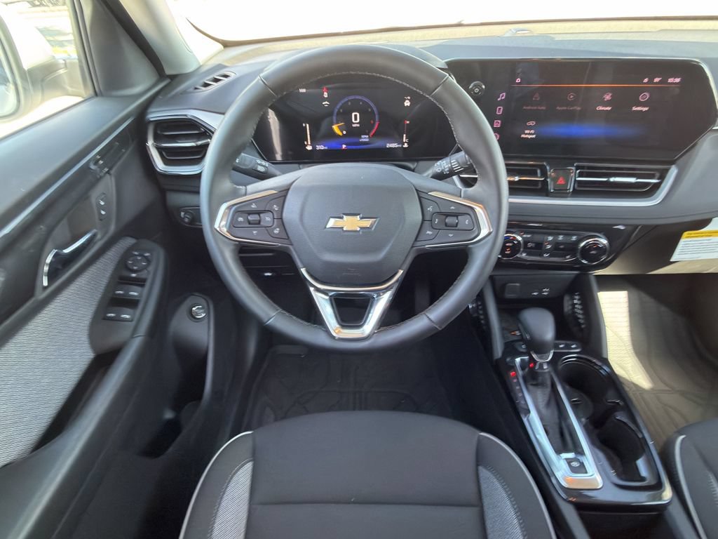 New 2026 Chevrolet TrailBlazer LT w/ Convenience Package FWD image 14