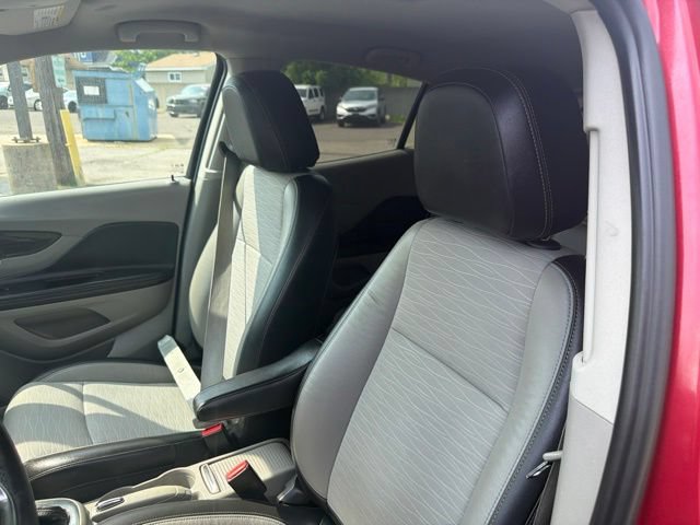 Used 2016 Buick Encore AWD image 14