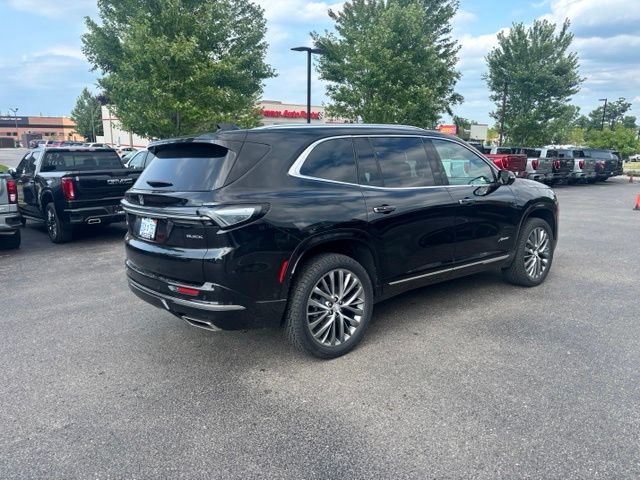 Used 2026 Buick Enclave Avenir w/ Super Cruise Package AWD/4WD image 5