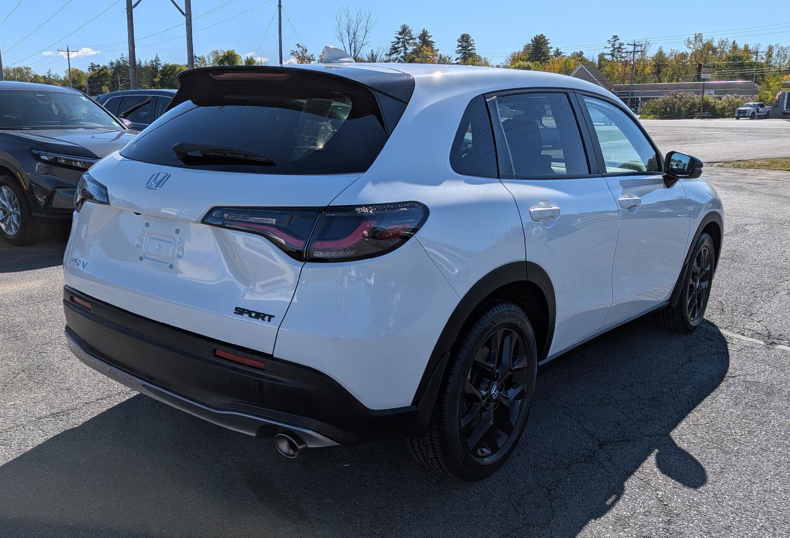 Certified 2024 Honda HR-V Sport image 8