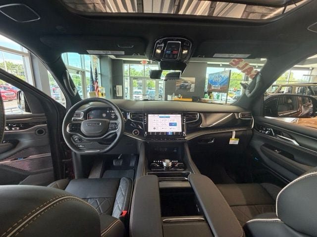 New 2026 Jeep Grand Wagoneer Summit AWD/4WD image 16