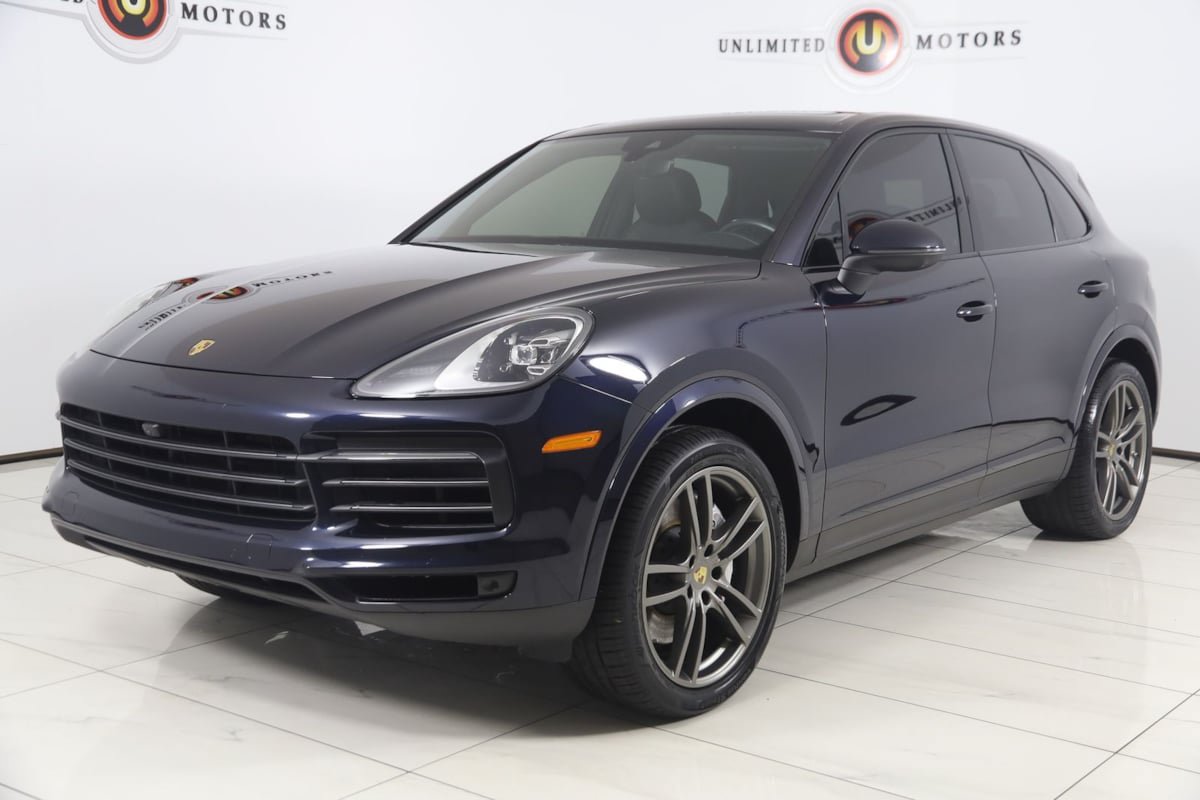 Used 2023 Porsche Cayenne Platinum Edition AWD/4WD image 5