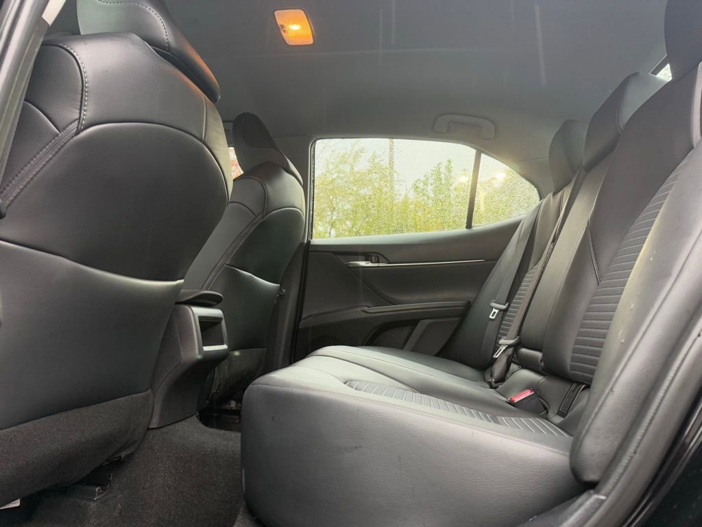 Used 2024 Toyota Camry SE image 13