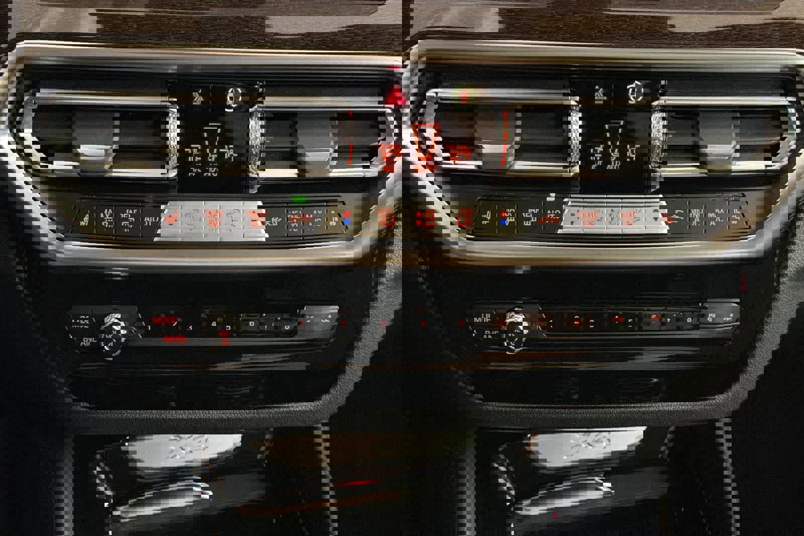 Used 2023 BMW X4 xDrive30i w/ Premium Package image 21