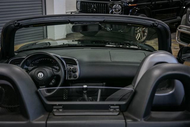 Used 2002 Honda S2000 image 17