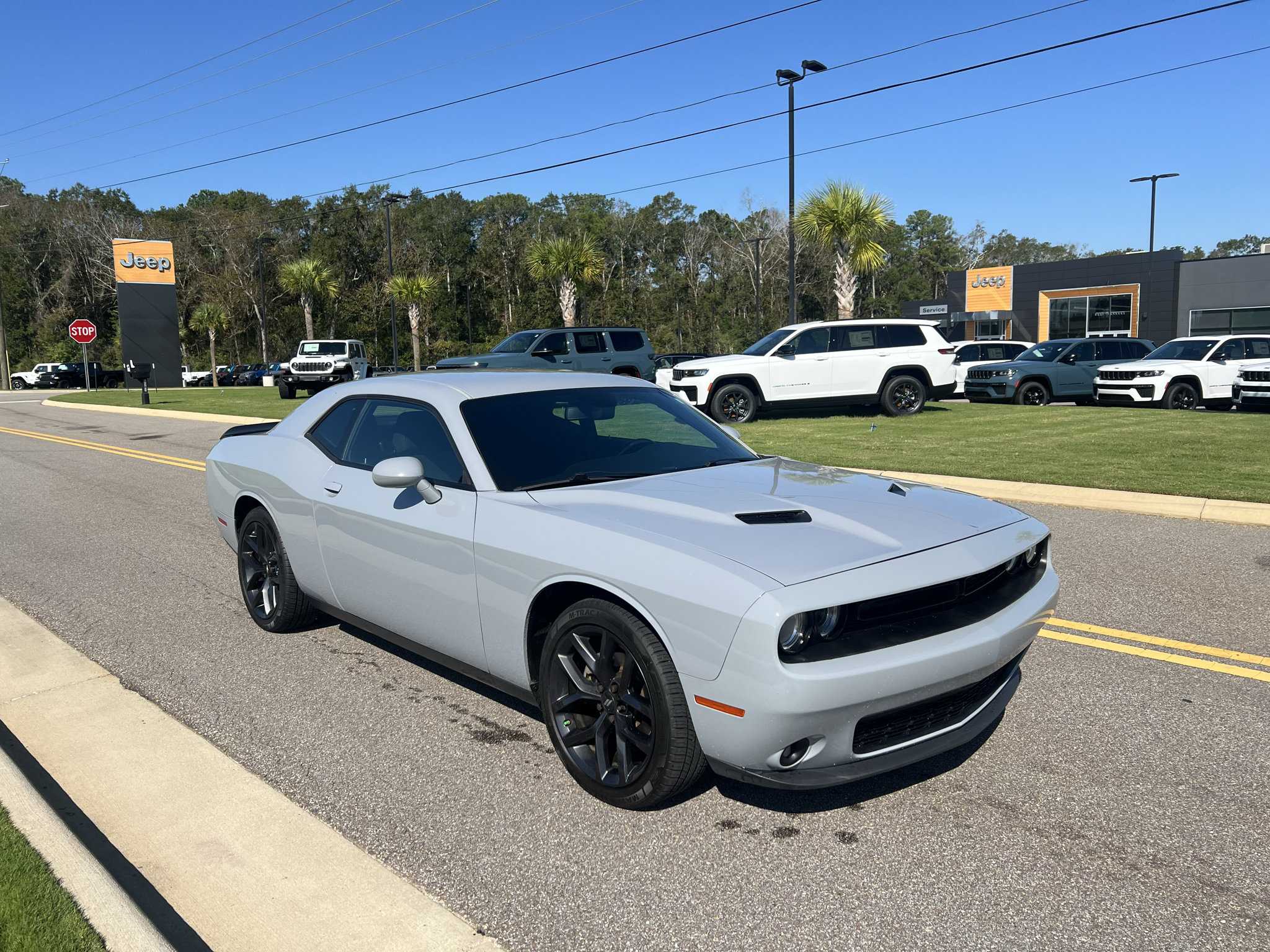 Used 2022 Dodge Challenger SXT w/ Blacktop Package RWD image 1