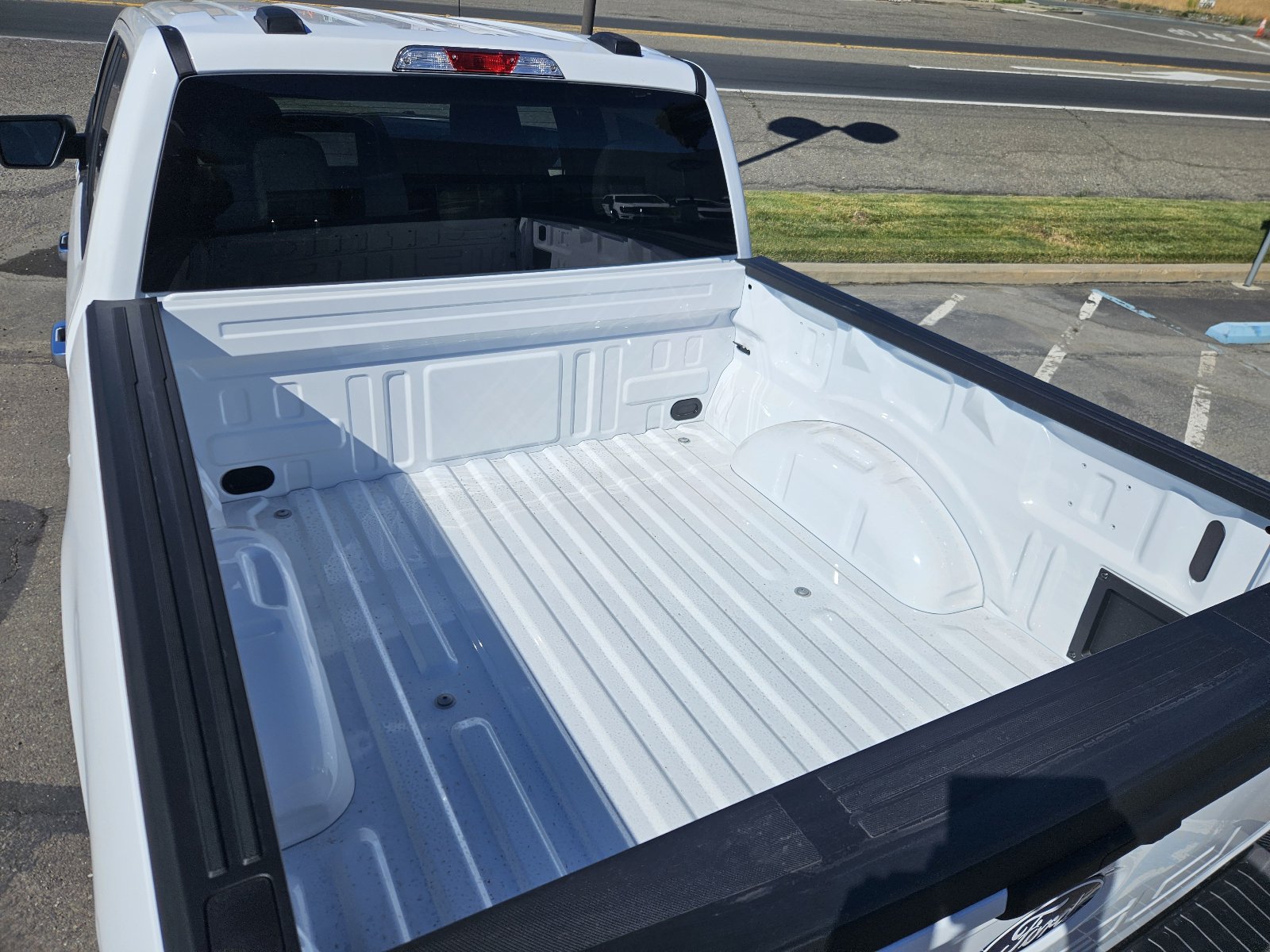 New 2026 Ford F150 XLT w/ XLT Chrome Appearance Package RWD image 11