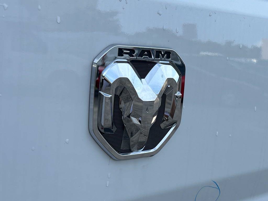 New 2024 RAM ProMaster 2500 w/ Upfitter's Prep Package FWD image 13