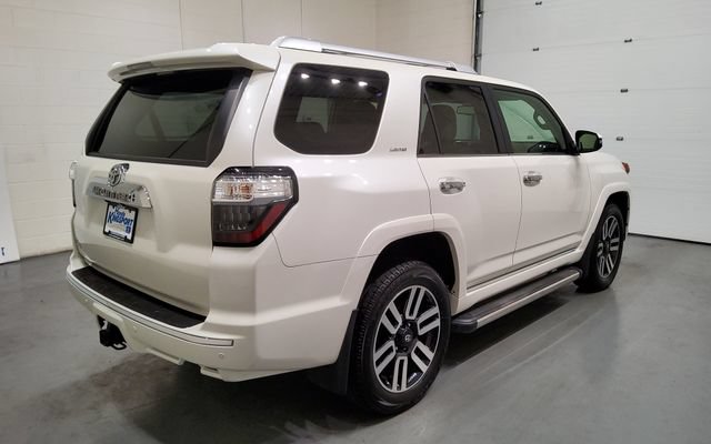 Used 2023 Toyota 4Runner Limited AWD/4WD image 4