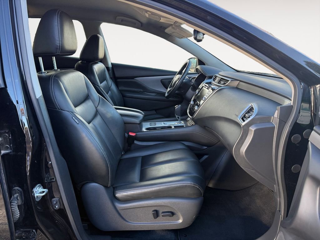 Used 2023 Nissan Murano SV image 15