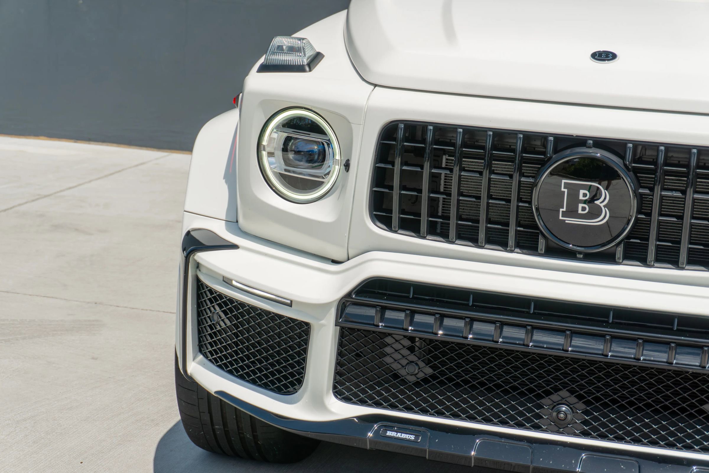 Used 2025 Mercedes-Benz G 63 AMG 4MATIC image 30