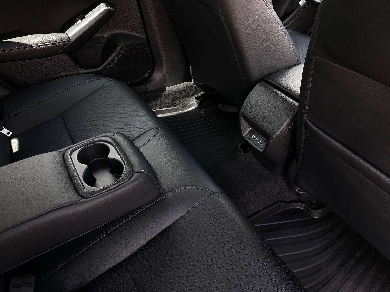 Certified 2024 Honda Civic Touring image 30