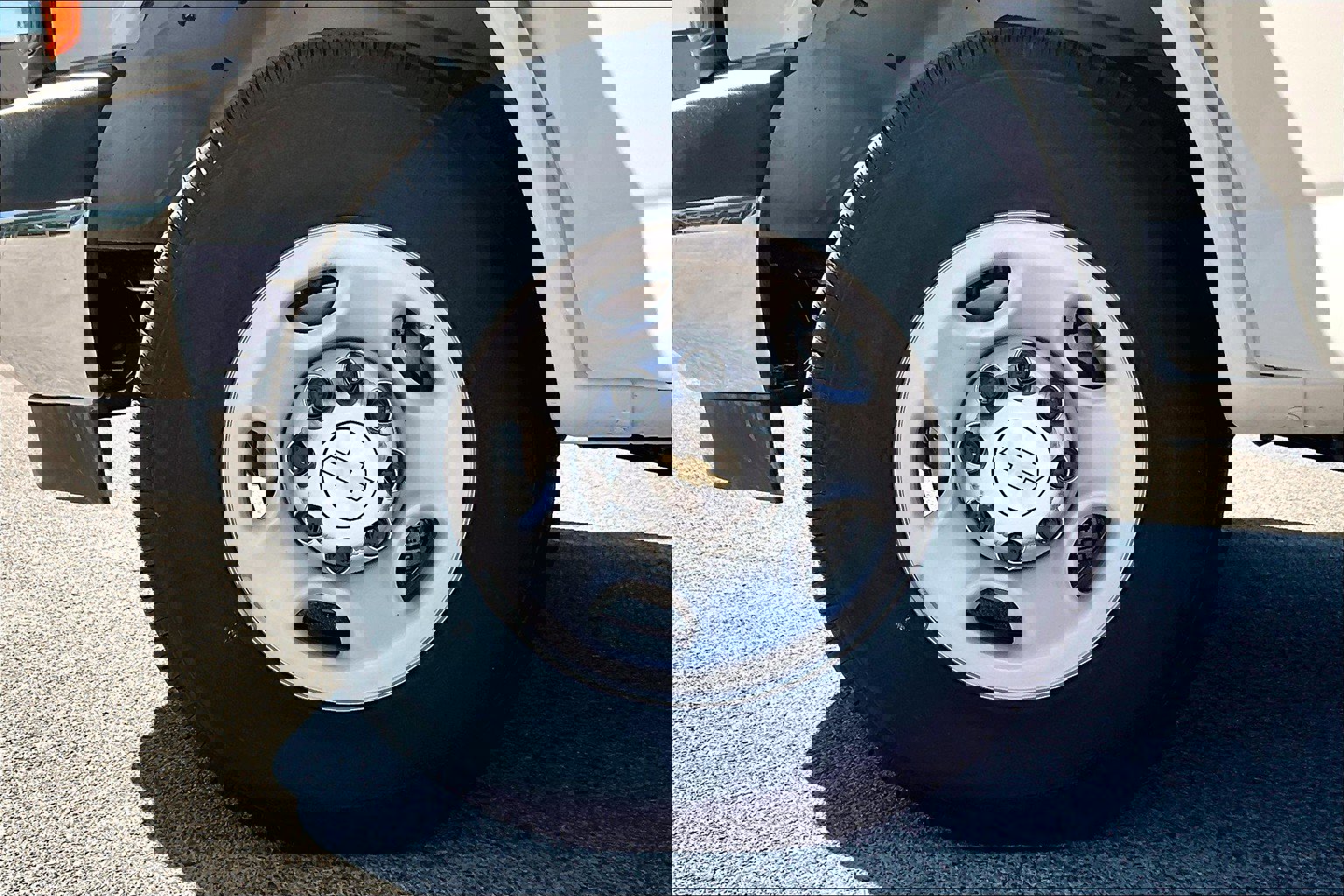 New 2024 Chevrolet Express 3500 w/ Power Convenience Package image 12