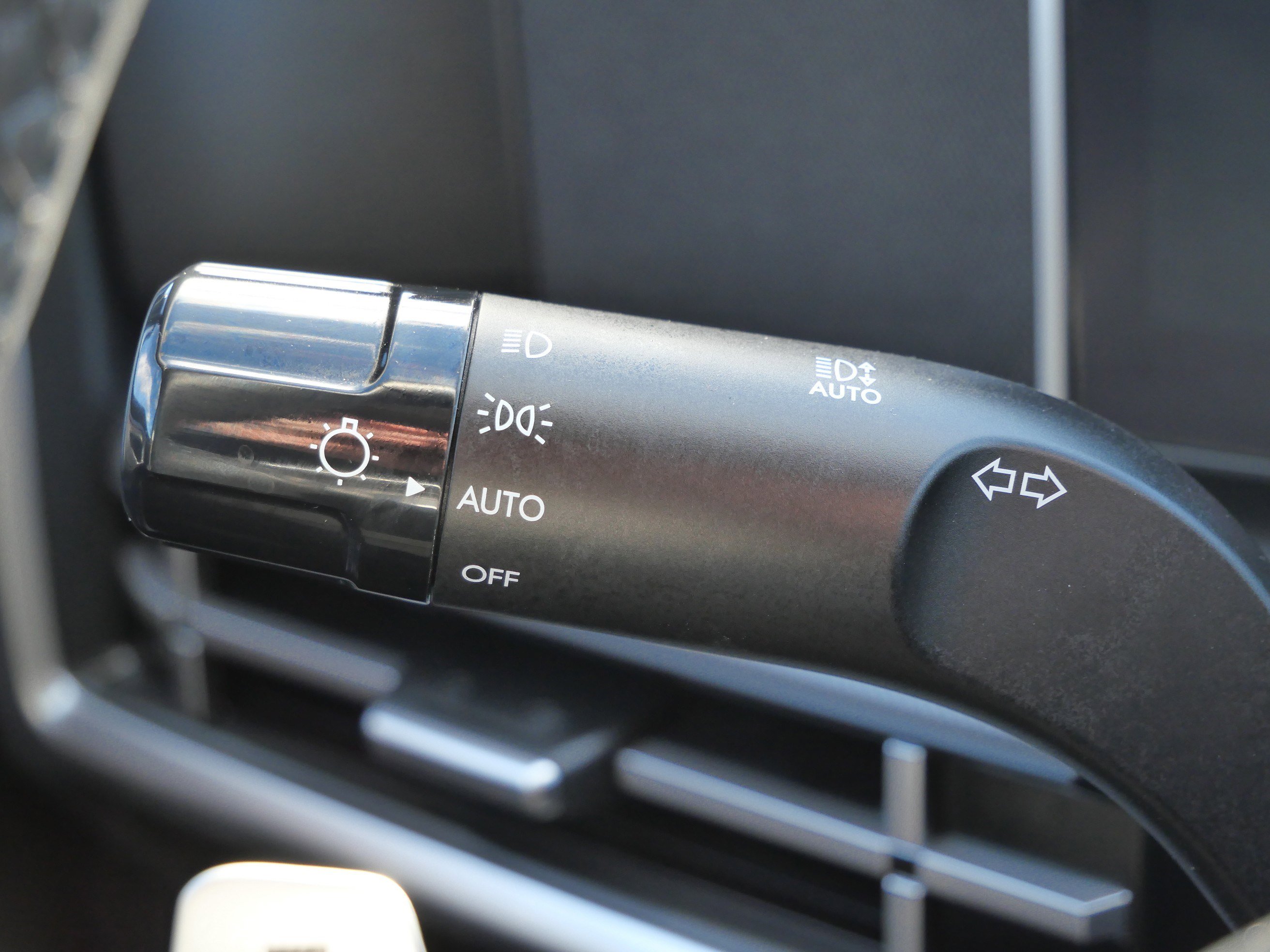 Certified 2026 Hyundai Santa Fe SE image 34