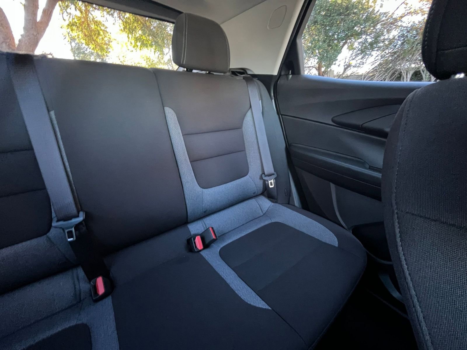 Used 2025 Chevrolet TrailBlazer LT image 35