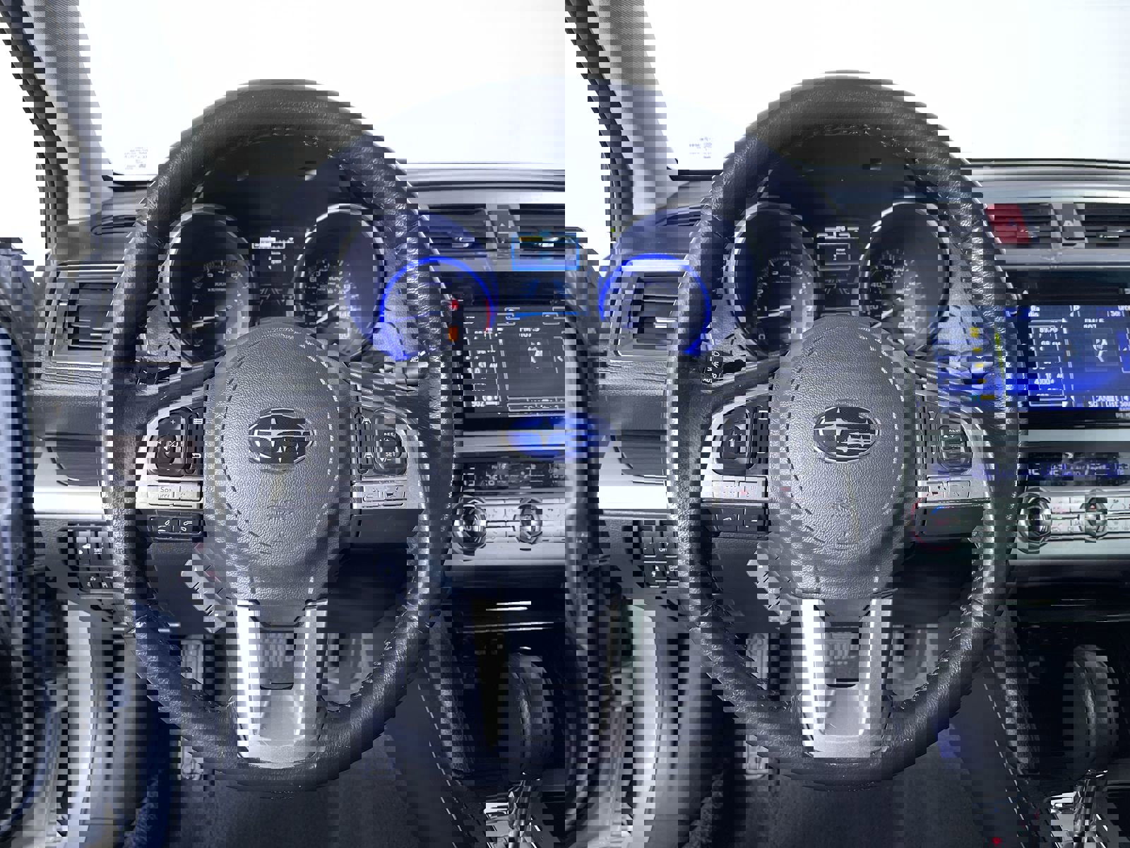 Used 2016 Subaru Legacy 3.6R Limited image 16