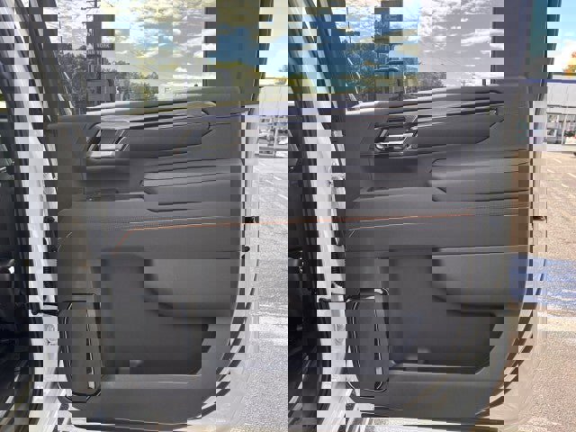 New 2026 GMC Sierra 2500 AT4 w/ AT4 Premium Plus Package image 38