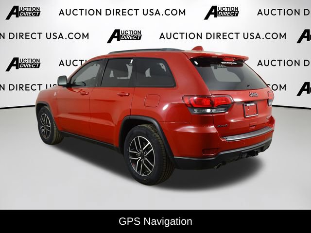 Used 2021 Jeep Grand Cherokee Trailhawk image 2