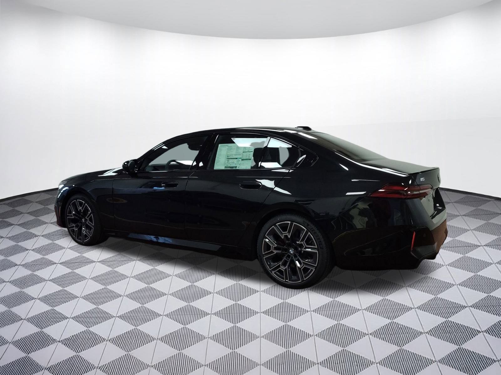 New 2026 BMW i5 eDrive40 w/ Executive Package image 3