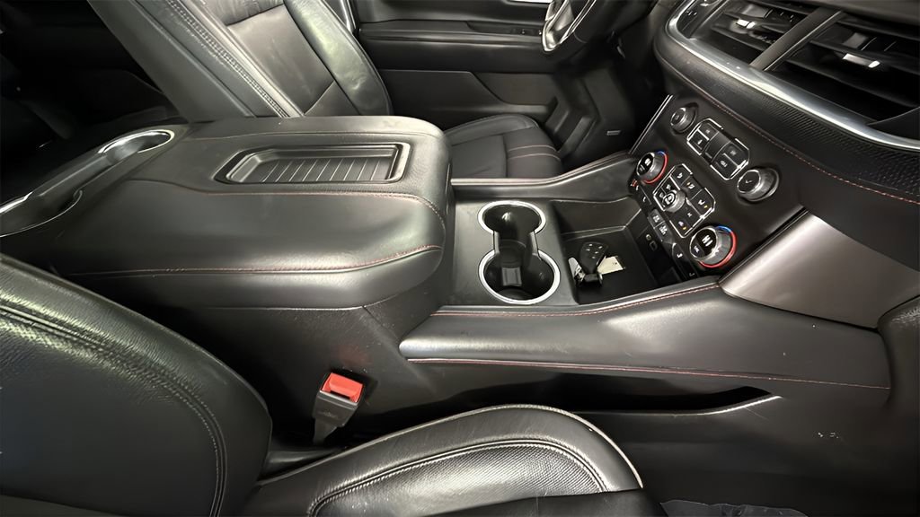 Used 2021 Chevrolet Suburban RST image 36