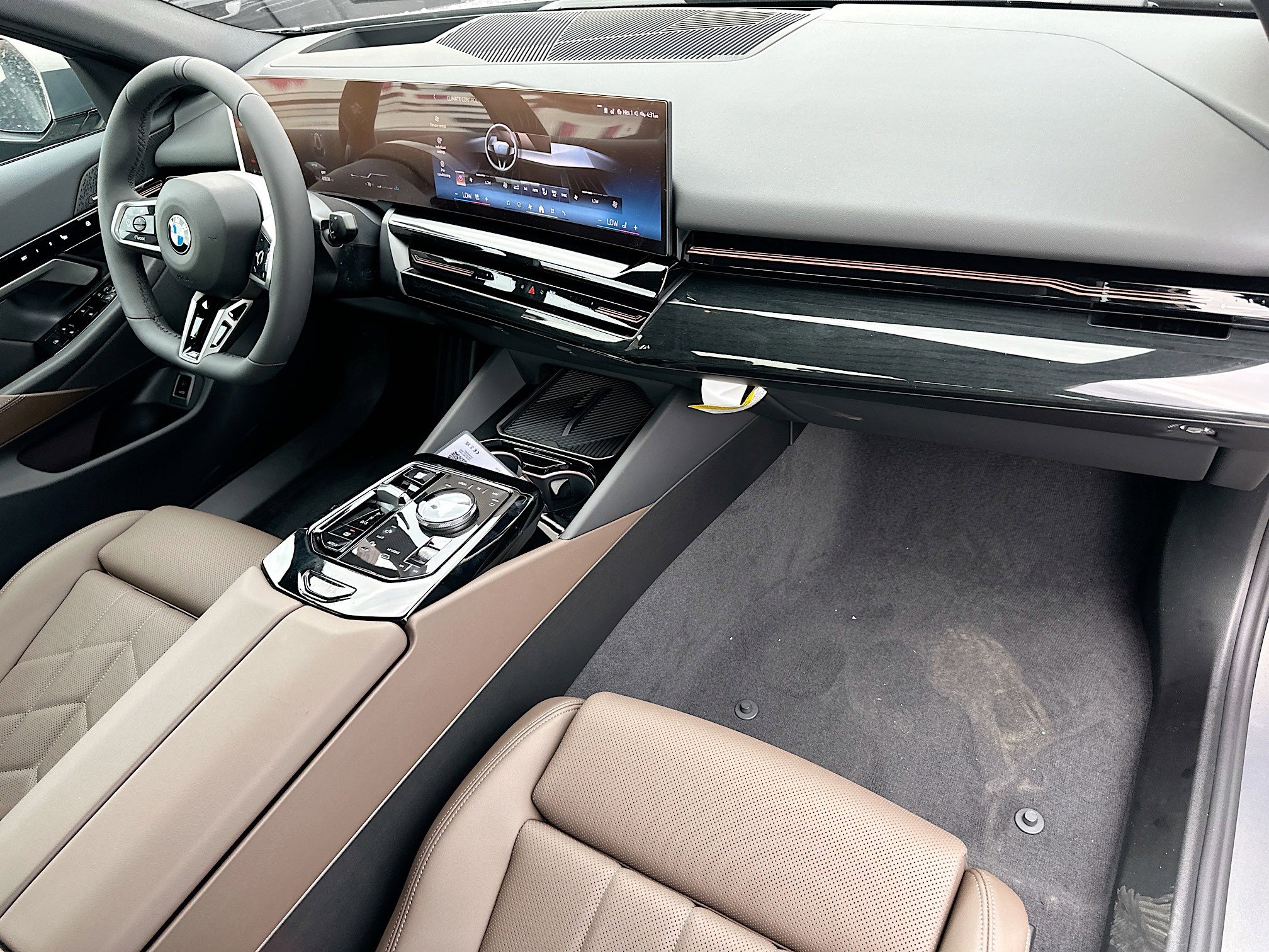 New 2026 BMW 530i image 23