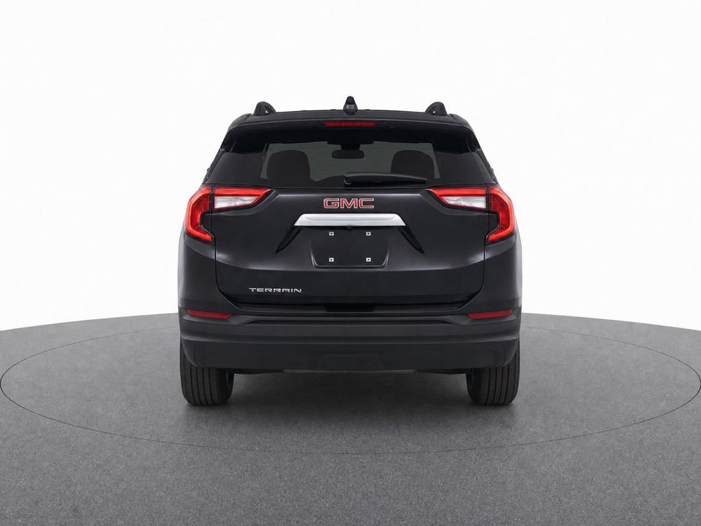 Used 2024 GMC Terrain SLE w/ Driver Convenience Package FWD image 8